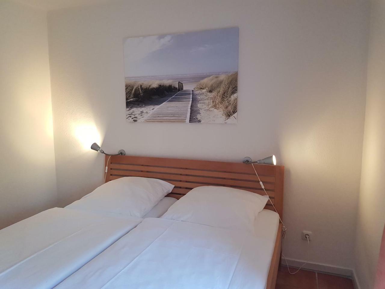 Ferienwohnung 4 Im Haus Am See Mit Wintergarten Und Terrasse Seedorf  Szoba fotó