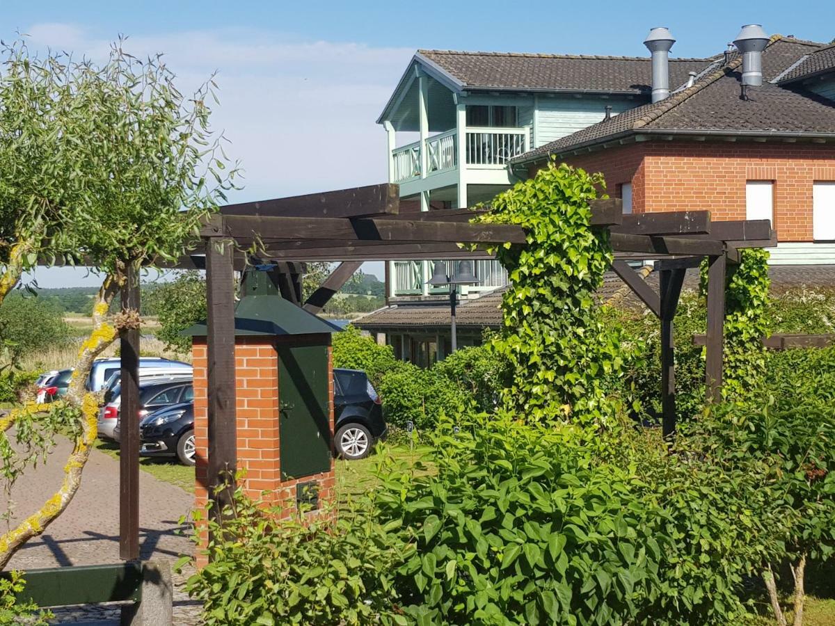 Ferienwohnung 4 Im Haus Am See Mit Wintergarten Und Terrasse Seedorf  Kültér fotó